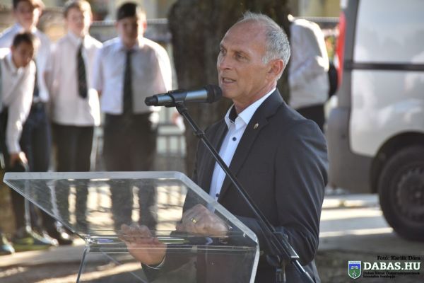 99 éve határtalan fájdalom