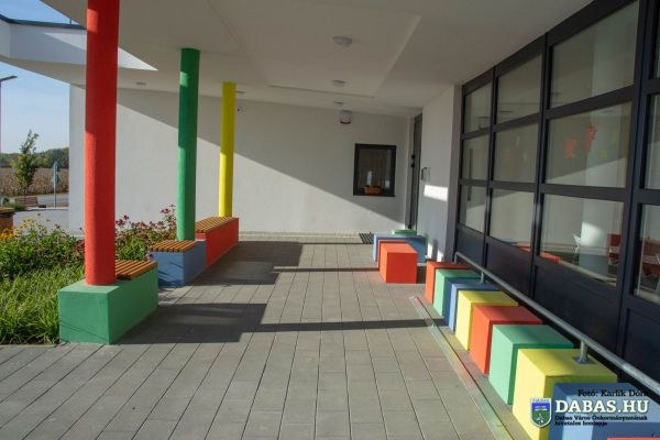 BEFEJEZŐDÖTT DABASON AZ ÚJ BÖLCSŐDE ÉPÍTÉSE