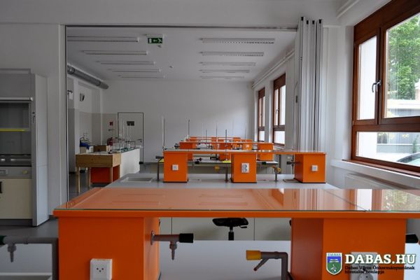 Dabasi Táncsics Mihály Gimnázium