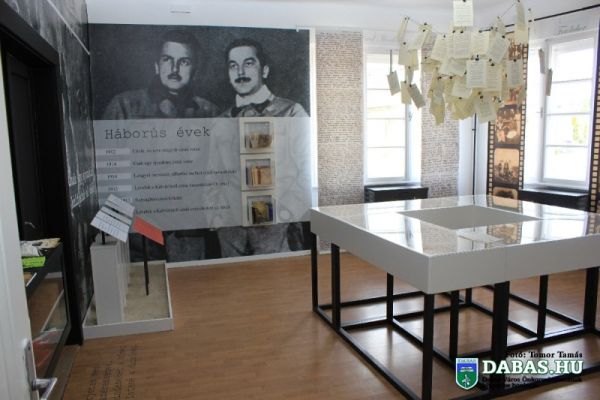 Gyóni Géza Emlékszoba