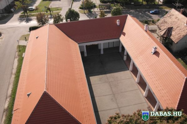 Kossuth Művelődési Központ és Halász Boldizsár Városi Könyvtár