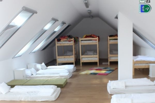 Sári Zarándokház és Közösségi Színtér