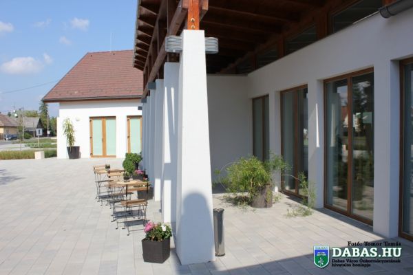 Sári Zarándokház és Közösségi Színtér