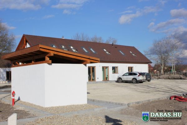 Sári Zarándokház és Közösségi Színtér