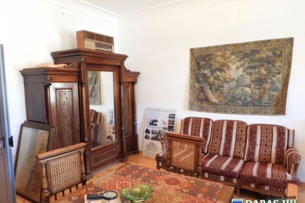 Értéktár ( Gombay-Dinnyés-kúria)