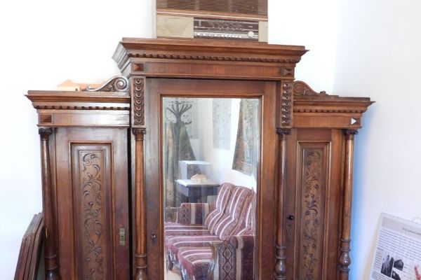 Értéktár ( Gombay-Dinnyés-kúria)