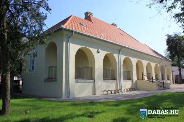 Nemes-kúria Közösségi Színtér