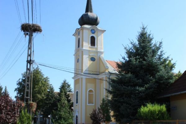 Dabas-Sári Mária Mennybevétele templom