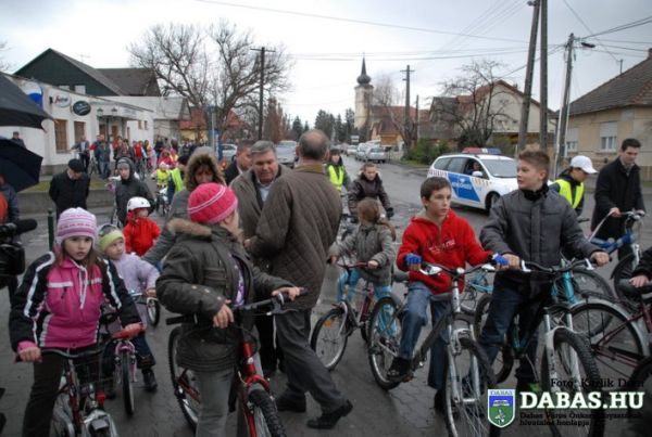 Projektzáró és sajtótájékoztató Sáriban