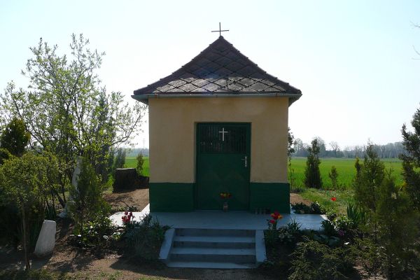 Begyáts Lénárd (1832-1910) plébános példaadó szolgálata Sári községben