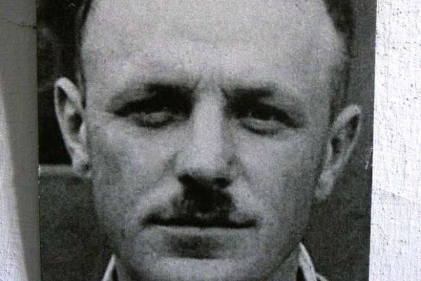 D. Szabó Károly (1924-1959) síremléke