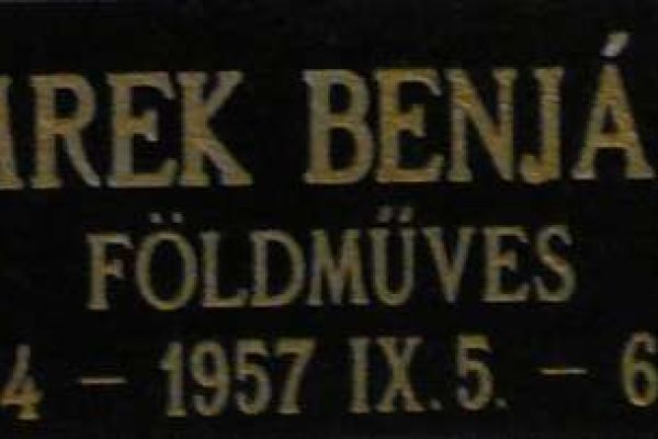 Szmrek Benjámin (1934-1957) síremléke