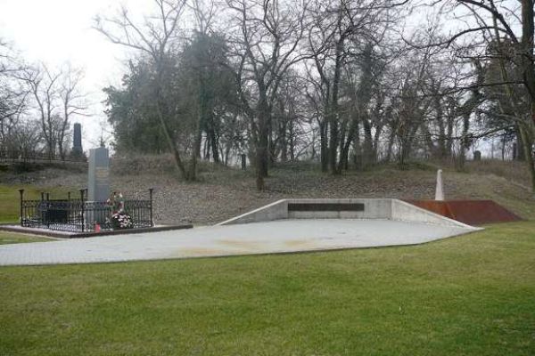 Kossuth László síremléke