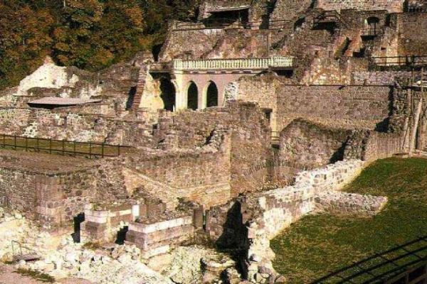 Sáry Péter királyi kancellár történelmi szerepe