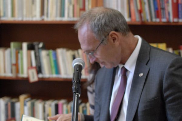 Ünnepélyes nyitórendezvény