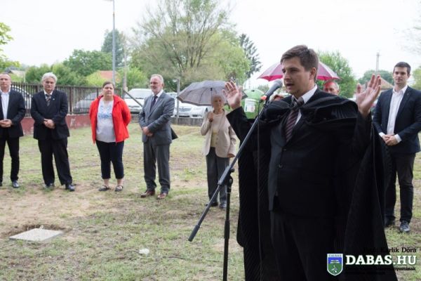 Elhelyezték a szőlősi egészségház alapkövét