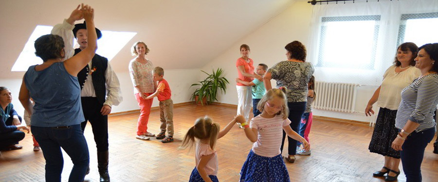 Sári Napok 2015 - Folk Udvar, Prauda Miklós fotóművész kiállítása és Jazz–Bor–Dabas