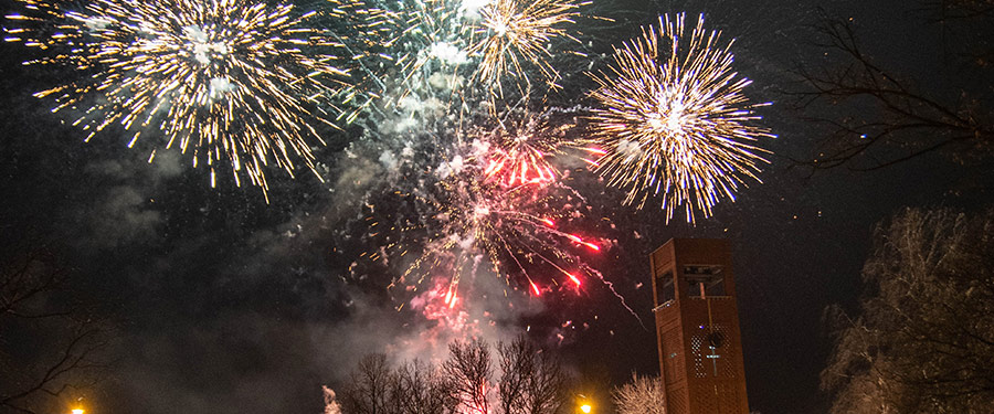 Újévi tűzijáték