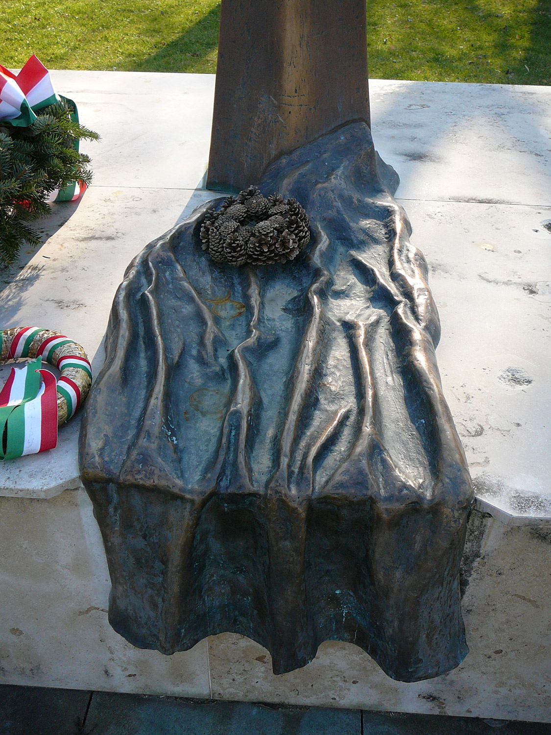 A dabasi II. világháborús emlékmű