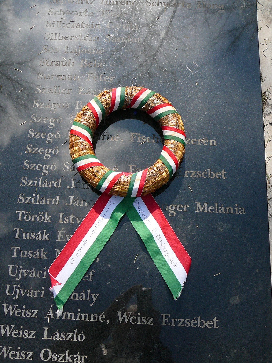 A dabasi II. világháborús emlékmű